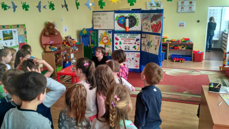 Przedszkole Przyszłości Program Edukacji Przedszkolnej - Program przedszkolnej edukacji antytytoniowej - CZYSTE POWIETRZE WOKÓŁ